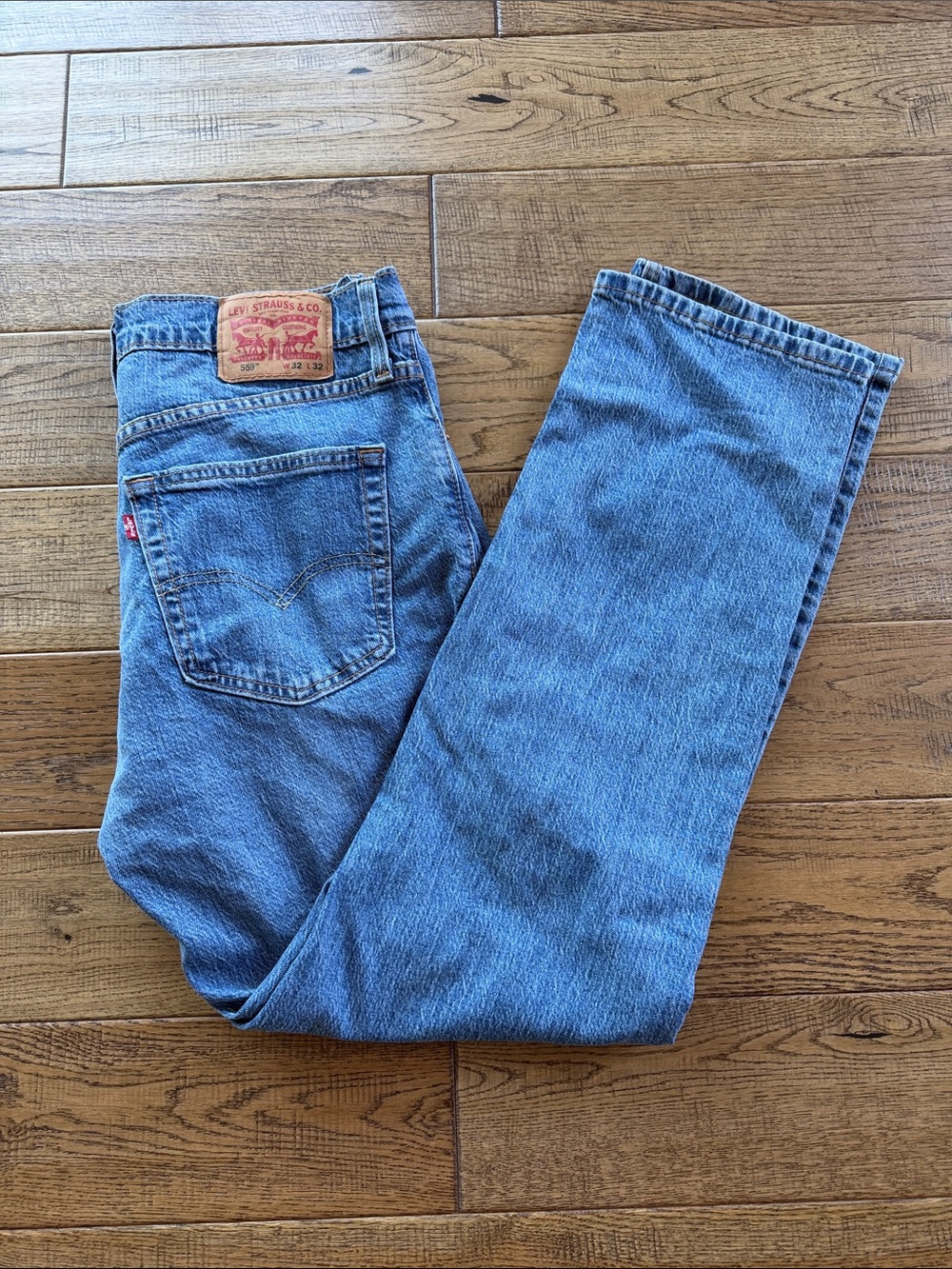 Levi's 559 32 Men's Medium Blue Straight Jeans